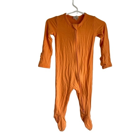 kate quinn Other - Kate Quinn Orange Sorbet Bamboo Footie Sleeper 6-9 months